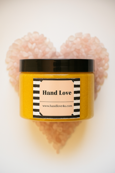 Golden Glow Whipped Turmeric Scrub ✨